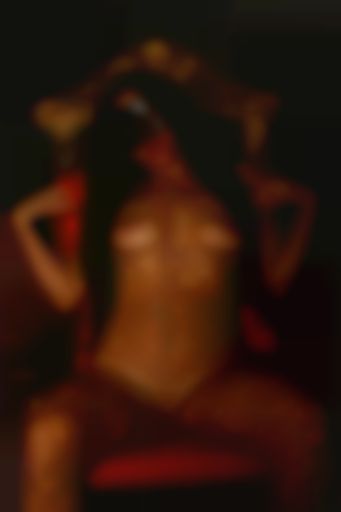 Lia Casttro – A sua máscara safada 😈