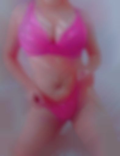 Luma Pacini – Pink Girl